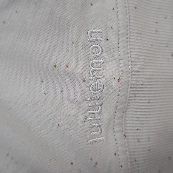 347. Lululemon Back in Action Sweatshirt - Picture 4 of 7